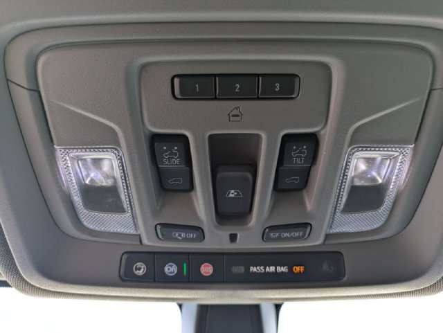 Used 2020 Chevrolet Silverado 1500 RST AWD/4WD image 15