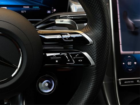 Used 2024 Mercedes-Benz GLC 43 AMG 4MATIC image 29