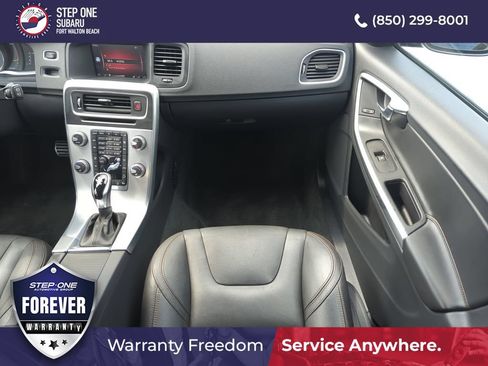Used 2018 Volvo V60 T5 Cross Country w/ Convenience Package AWD/4WD image 16