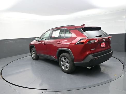 Used 2025 Toyota RAV4 XLE AWD/4WD image 50