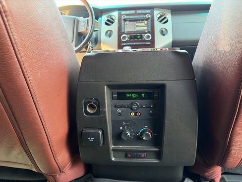 Used 2014 Ford Expedition King Ranch AWD/4WD image 17