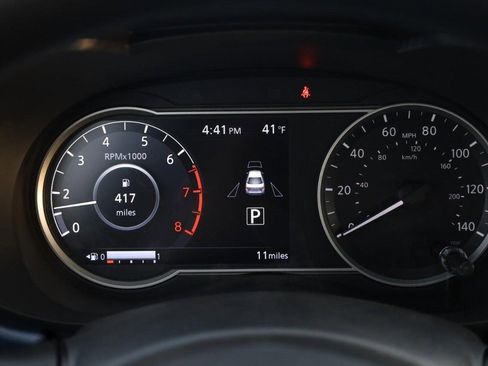 New 2025 Nissan Versa SV w/ Trunk Package image 9