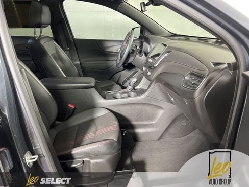 Used 2023 Chevrolet Equinox RS FWD image 13