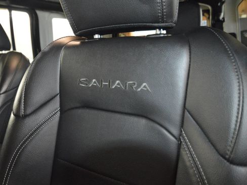 Used 2023 Jeep Wrangler Unlimited Sahara w/ Cold Weather Group image 27