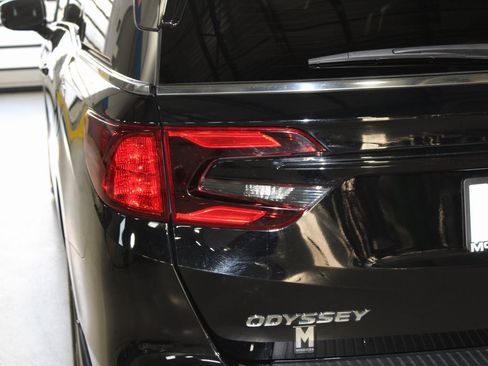 Certified 2024 Honda Odyssey Sport image 45