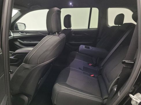 Used 2024 Jeep Grand Cherokee Laredo w/ MOPAR Finishing Package RWD image 18