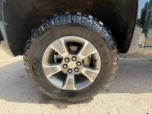 Used 2018 Chevrolet Colorado Z71 AWD/4WD image 24