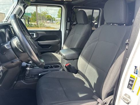 Used 2021 Jeep Wrangler Unlimited Sport AWD/4WD image 11