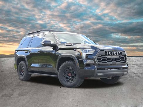 Used 2023 Toyota Sequoia TRD Pro AWD/4WD image 36