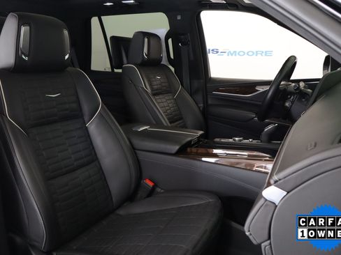 Used 2024 Cadillac Escalade Sport Platinum w/ LPO, ONYX Package AWD/4WD image 20