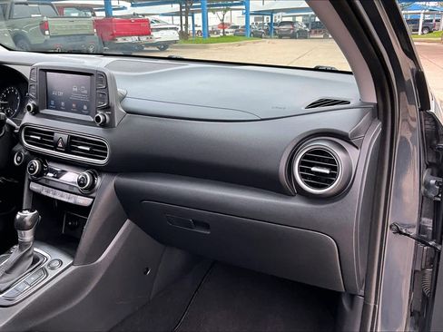 Used 2019 Hyundai Kona Limited image 19