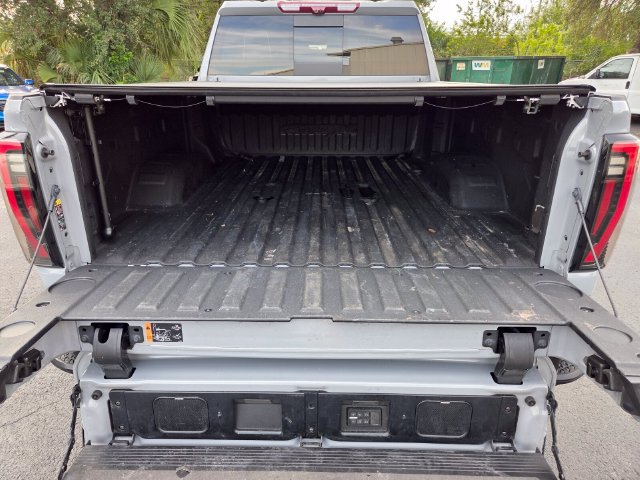Used 2024 GMC Sierra 2500 AT4X AWD/4WD image 14