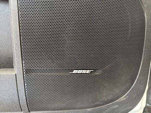 Used 2014 GMC Acadia SLT image 15