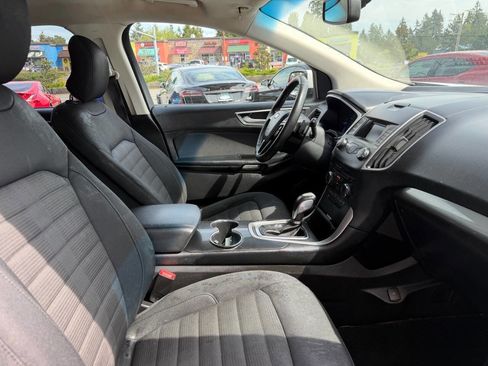 Used 2018 Ford Edge SEL AWD/4WD image 14