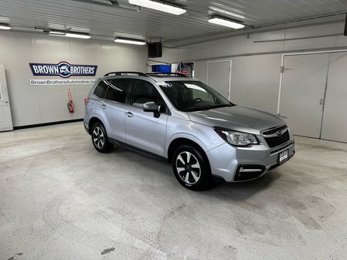 Used 2018 Subaru Forester 2.5i Limited w/ Popular Package #3B AWD/4WD image 10