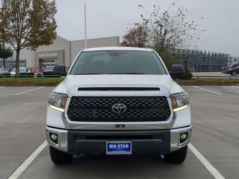Used 2021 Toyota Tundra SR5 image 9