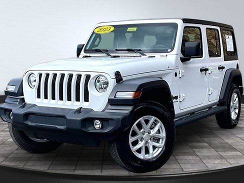 Used 2023 Jeep Wrangler Sport S image 13