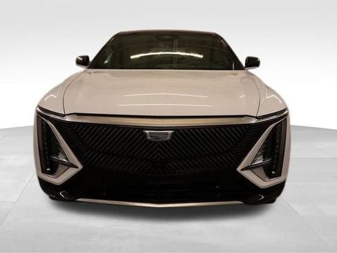 New 2026 Cadillac Lyriq Signature Luxury image 6