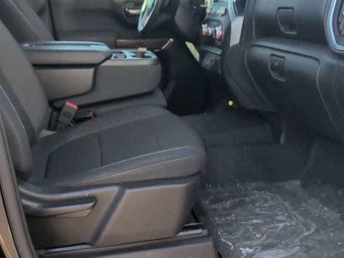 Used 2020 GMC Sierra 1500 SLE w/ SLE Value Package image 10