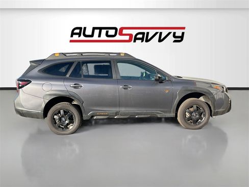 Used 2022 Subaru Outback Wilderness image 8