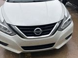 Used 2017 Nissan Altima 2.5 SV image 2