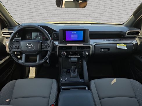 New 2026 Toyota Tacoma SR5 RWD image 9