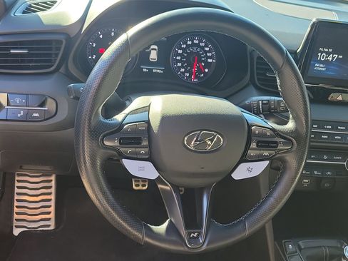 Used 2022 Hyundai Veloster N image 12
