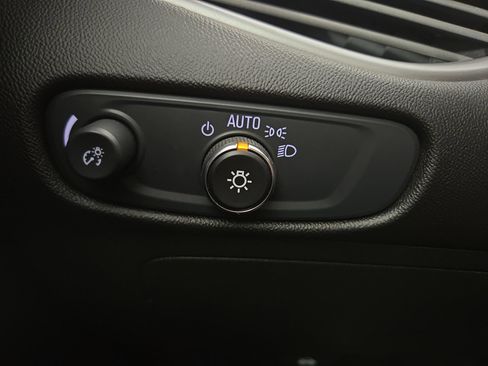 Used 2024 Chevrolet Malibu LT w/ Sport Edition FWD image 24
