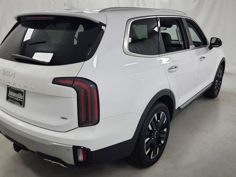 Used 2024 Kia Telluride SX Prestige AWD/4WD image 3