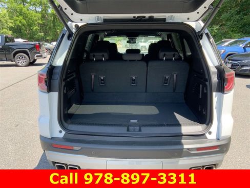 New 2025 GMC Acadia Elevation image 25