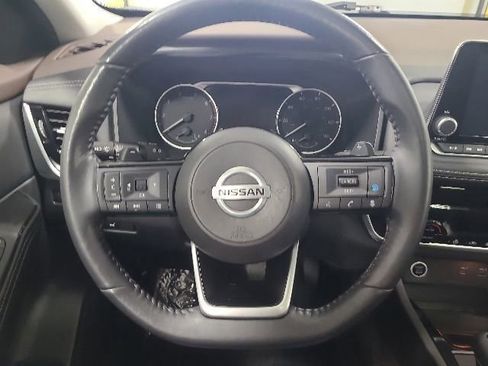 Used 2021 Nissan Rogue SV w/ Premium Package AWD/4WD image 27