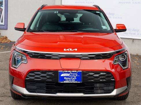 Used 2023 Kia Niro Wind image 2