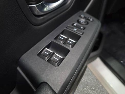 Used 2024 Honda Pilot TrailSport image 27