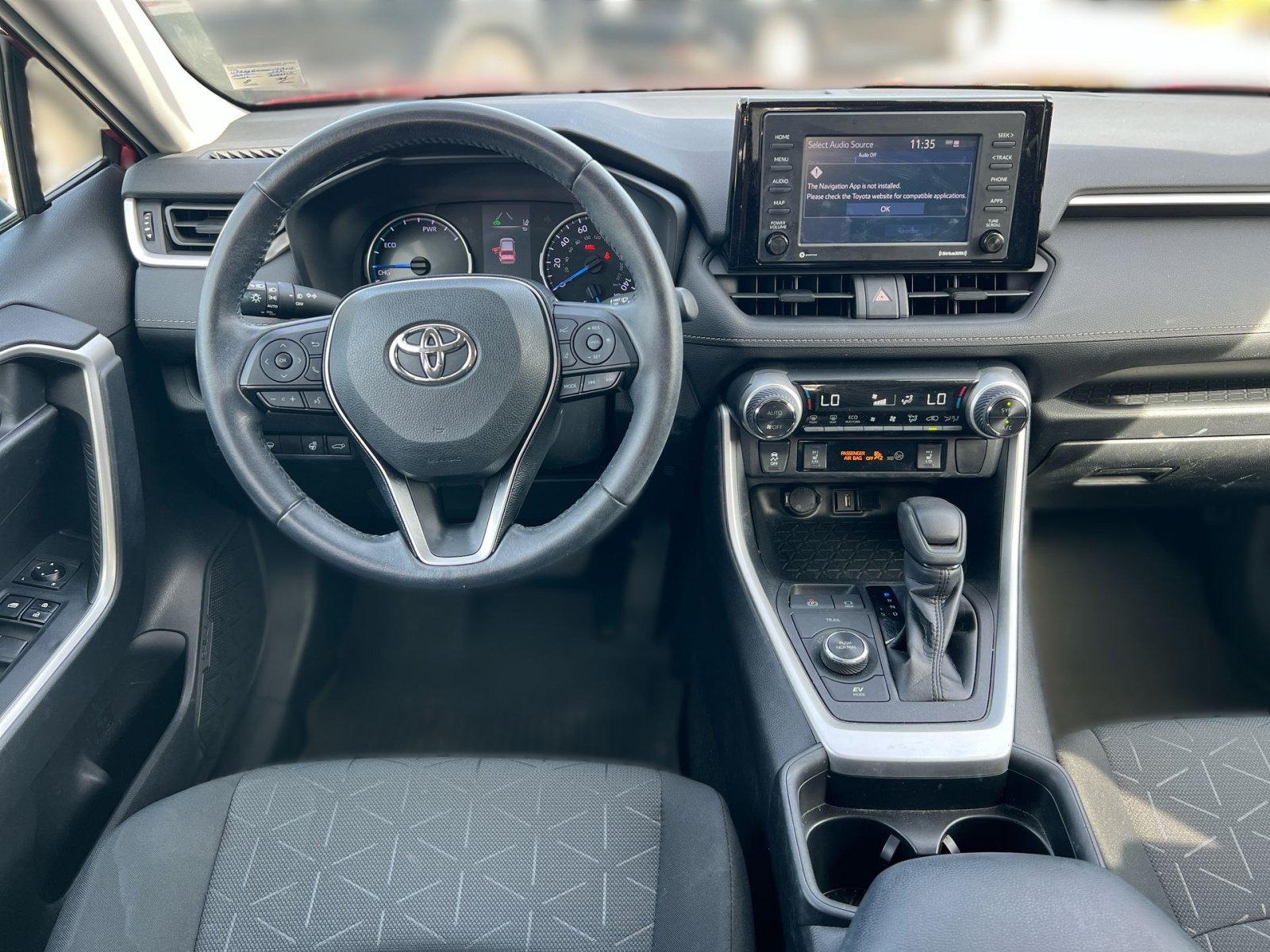 Used 2021 Toyota RAV4 XLE w/ Convenience Package AWD/4WD image 23
