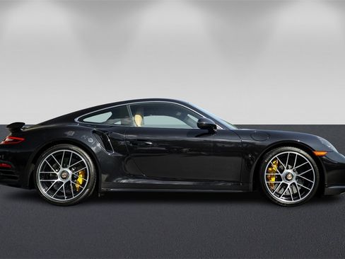 Used 2019 Porsche 911 Turbo S image 2