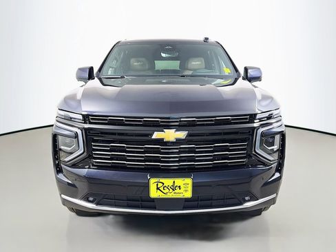 New 2026 Chevrolet Suburban High Country AWD/4WD image 2