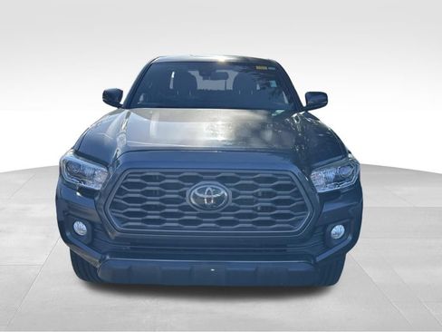 Used 2021 Toyota Tacoma TRD Off-Road AWD/4WD image 2