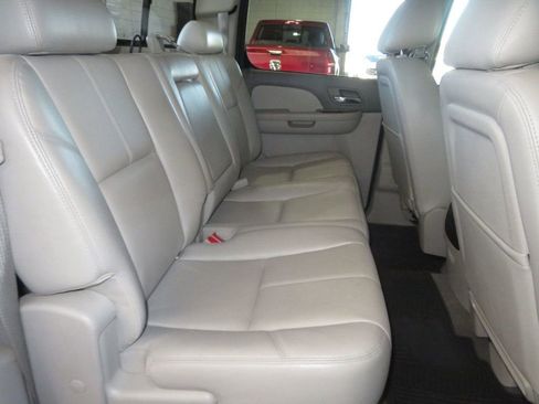 Used 2013 GMC Sierra 2500 SLT w/ SLT Convenience Package image 32