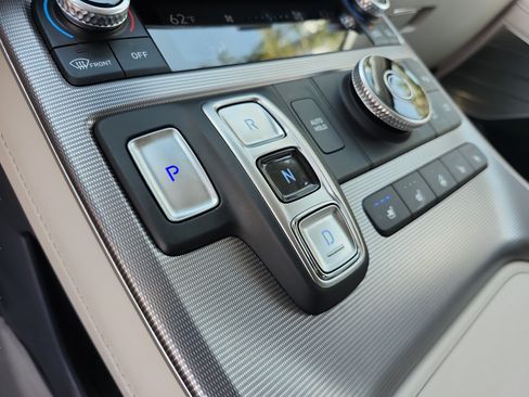 Certified 2023 Hyundai Palisade Calligraphy FWD image 13