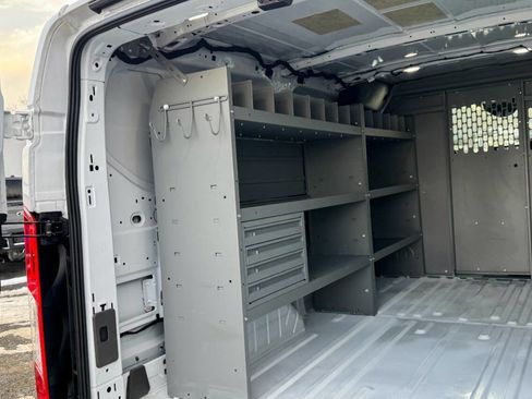Used 2023 Ford E-Transit Low Roof image 18