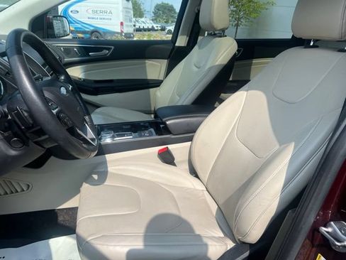 Used 2020 Ford Edge Titanium w/ Equipment Group 301A AWD/4WD image 21
