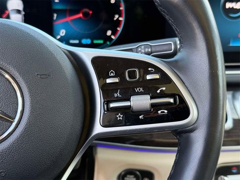 Used 2021 Mercedes-Benz GLS 450 4MATIC image 33