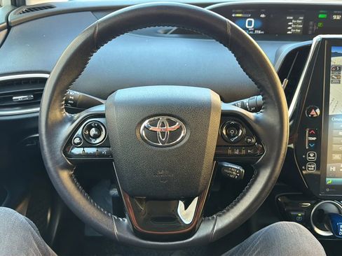Used 2022 Toyota Prius Prime XLE FWD image 10