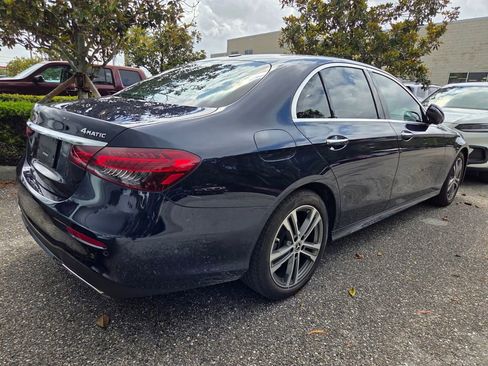 Used 2021 Mercedes-Benz E 350 4MATIC Sedan image 4