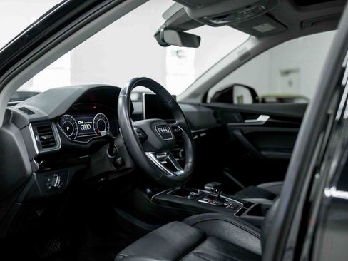 Used 2019 Audi Q5 2.0T Premium Plus image 2