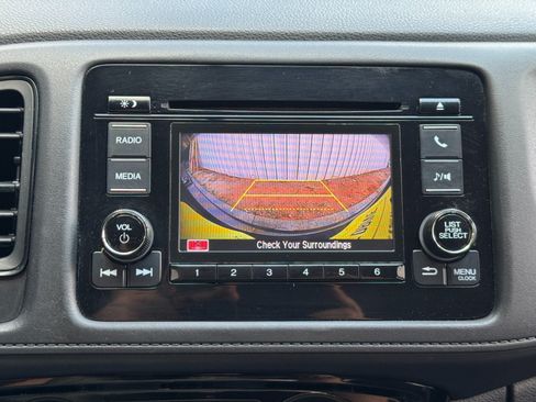 Used 2019 Honda HR-V LX image 23