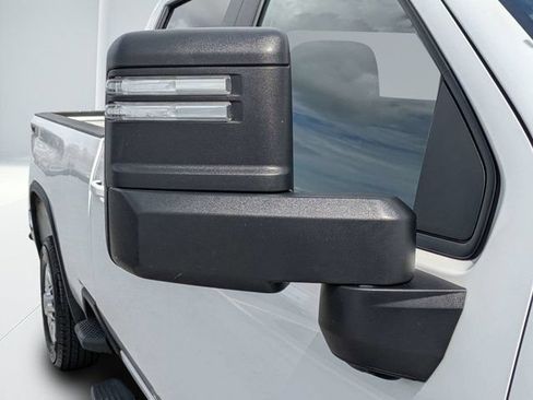Used 2025 Chevrolet Silverado 2500 LT w/ Convenience Package AWD/4WD image 11