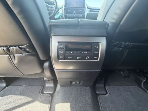 Used 2023 Lexus GX 460 Premium w/ Premium Package AWD/4WD image 29