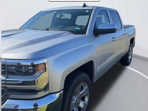 Used 2018 Chevrolet Silverado 1500 LTZ w/ Sport Package image 10