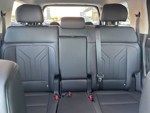 Used 2025 Hyundai Santa Fe SEL image 23